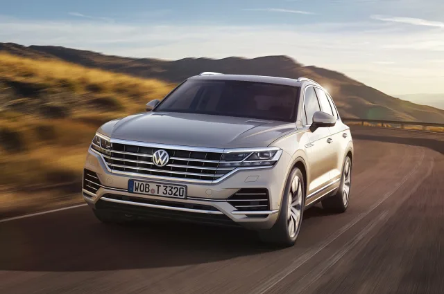 Volkswagen Touareg (Фольксваген Туарег) кроссовер — 4