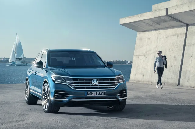 Volkswagen Touareg (Фольксваген Туарег) кроссовер — 11