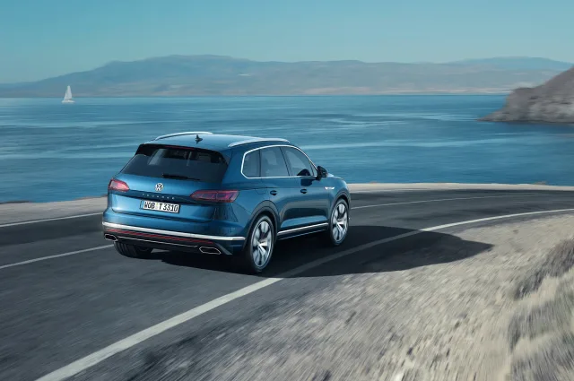 Volkswagen Touareg (Фольксваген Туарег) кроссовер — 20