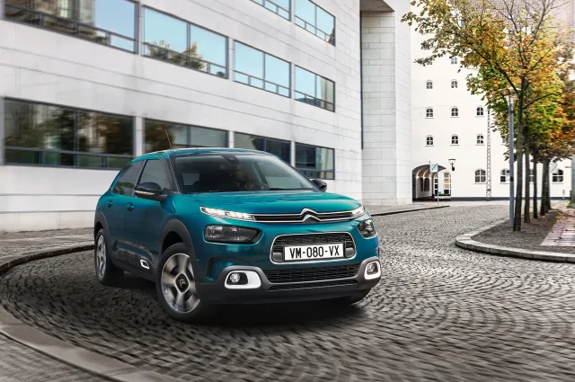 Citroen C4 Cactus hatchback — 4