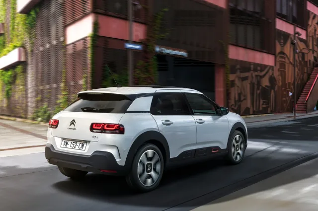 Citroen C4 Cactus hatchback — 11