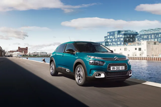 Citroen C4 Cactus hatchback — 13