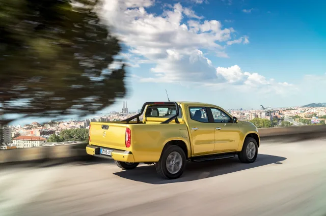 Mercedes-Benz X-class (Мерседес Бенц Х-класс) пикап — 8