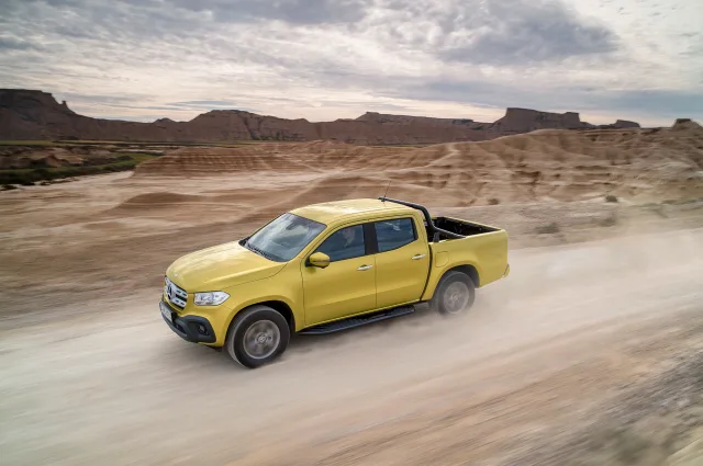 Mercedes-Benz X-class (Мерседес Бенц Х-класс) пикап — 16