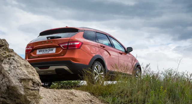 Lada Vesta SW Cross (Лада Веста СВ Кросс) универсал — 7