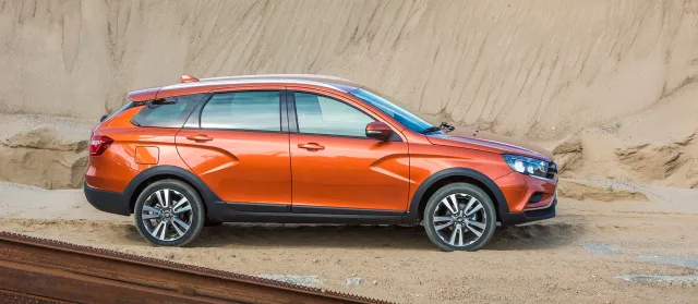 Lada Vesta SW Cross (Лада Веста СВ Кросс) универсал — 9