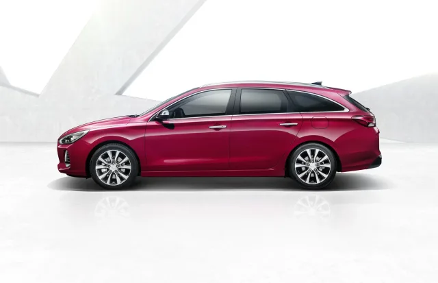 Hyundai i30 Wagon 1.5 Comfort MT — 3
