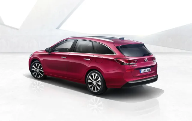 Hyundai i30 Wagon 1.5 Comfort MT — 5