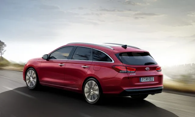 Hyundai i30 Wagon 1.5 Comfort MT — 12