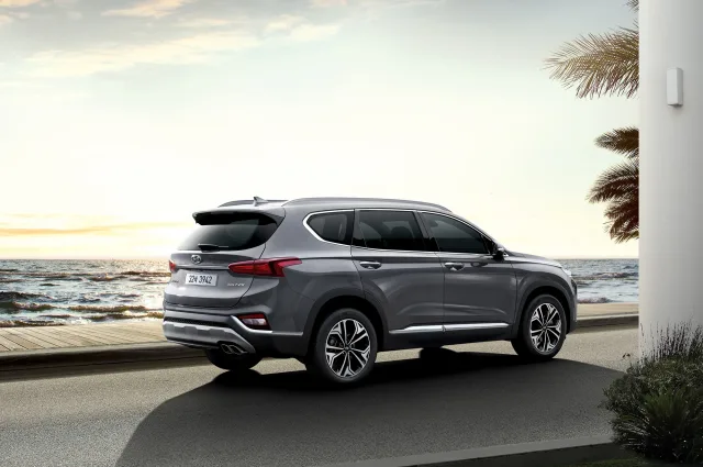 Hyundai Santa Fe 2018 crossover — 9