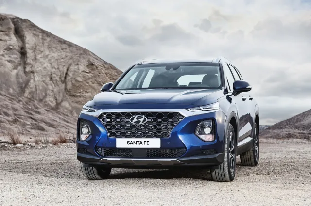 Hyundai Santa Fe 2018 crossover — 16