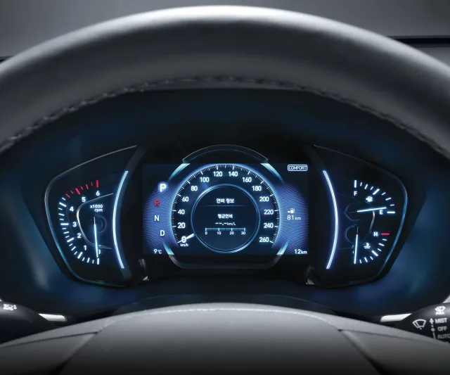 Hyundai Santa Fe 2018 crossover — 20