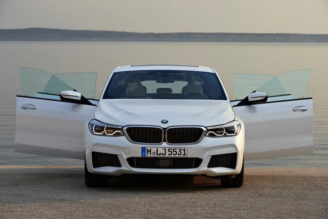 BMW 6 GT хетчбек — 13