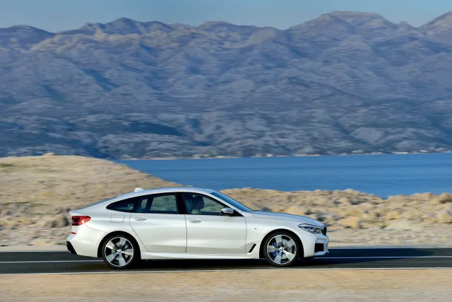 BMW 6 GT хетчбек — 18