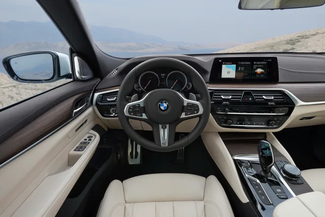 BMW 6 GT хетчбек — 24