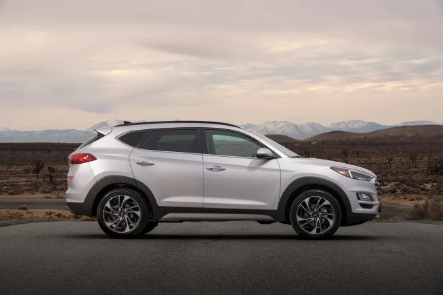Hyundai Tucson 2018 кросовер — 14