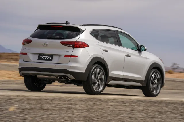 Hyundai Tucson 2018 кросовер — 16
