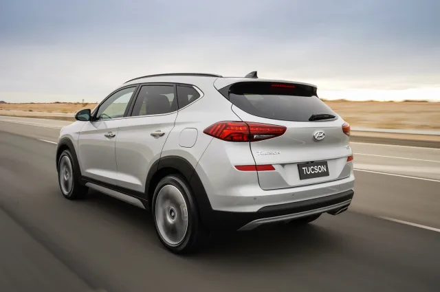 Hyundai Tucson 2018 кросовер — 17