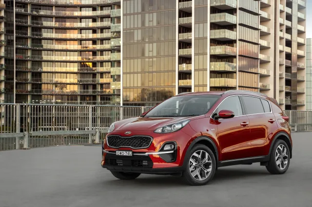 KIA Sportage кросовер — 7