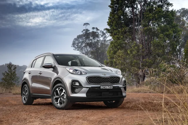 KIA Sportage кросовер — 8