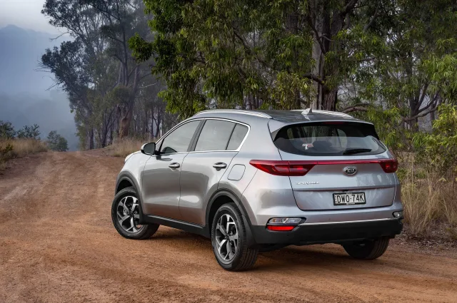 KIA Sportage кросовер — 10