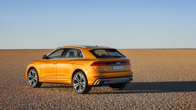 Audi Q8 кросовер — 14