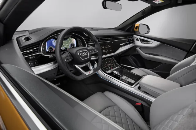 Audi Q8 кросовер — 25