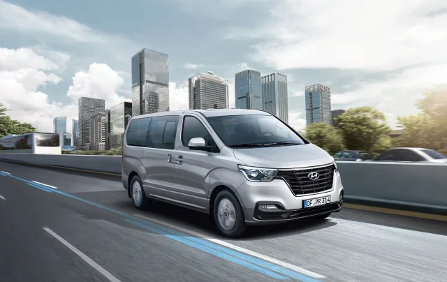 Hyundai H-1 (Хюндай, Хундай Н-1) минивэн — 3