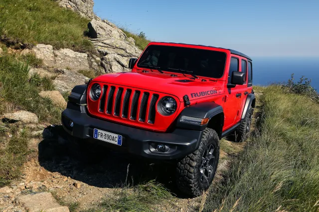 Jeep Wrangler Unlimited (Джип Вранглер Анлимитед) внедорожник — 6