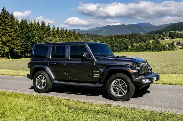 Jeep Wrangler Unlimited (Джип Вранглер Анлимитед) внедорожник — 22