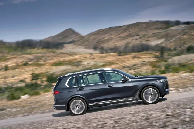 BMW X7 кросовер — 2