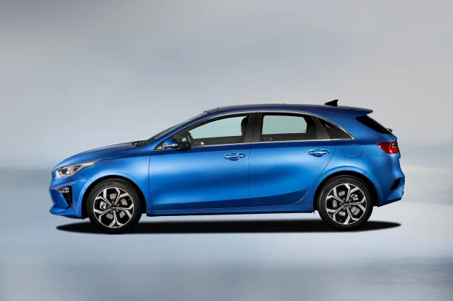 KIA Ceed хетчбек — 7