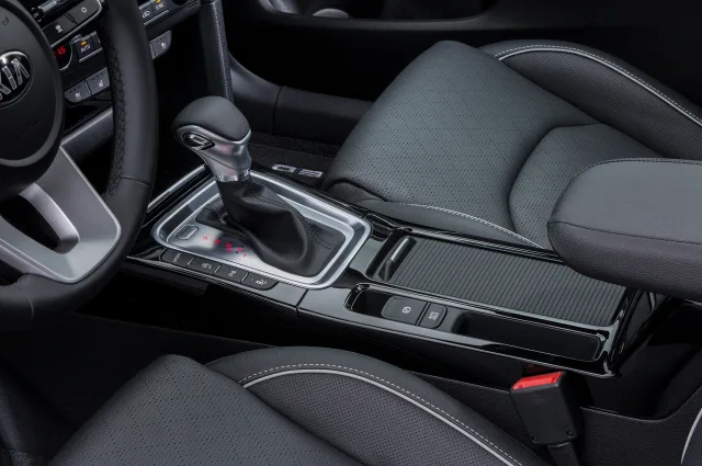 KIA Ceed хетчбек — 10