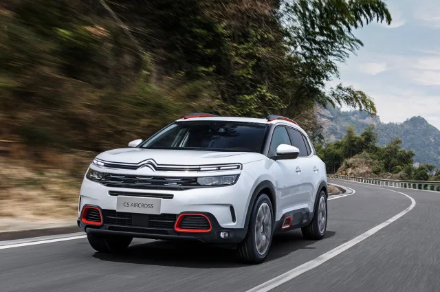Citroen C5 Aircross crossover — 3