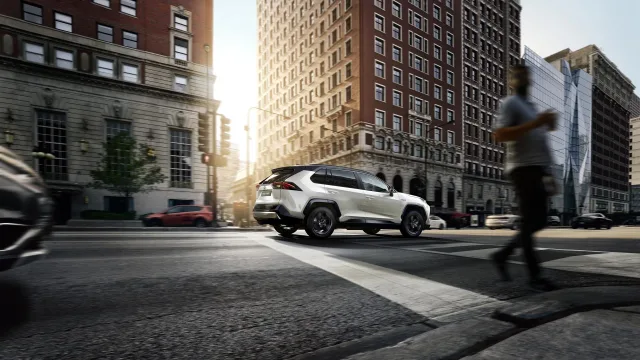 Toyota RAV4 crossover — 3
