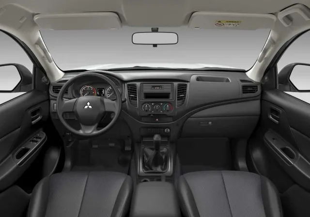 Mitsubishi L200 2.4D MT Intense — 3