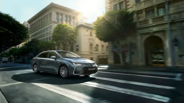 Toyota Corolla (Тойота Королла) седан — 2