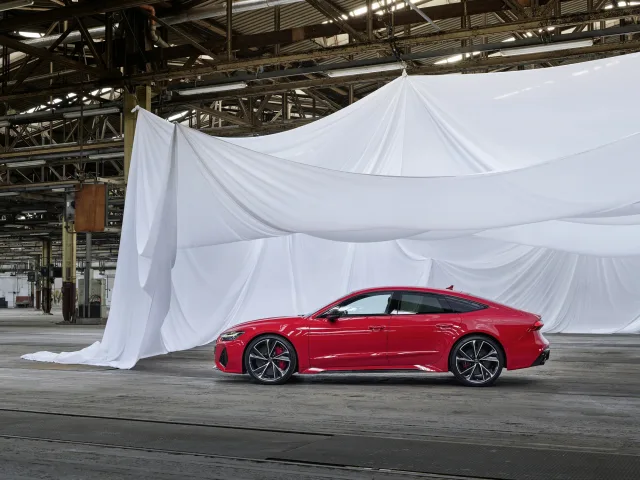 Audi RS7 Sportback 4.0T AT quattro — 18