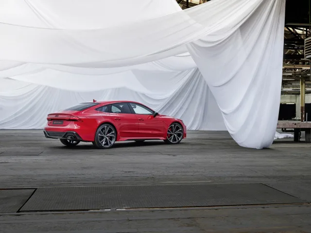 Audi RS7 Sportback 4.0T AT quattro — 20
