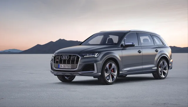 Audi SQ7 кросовер — 4