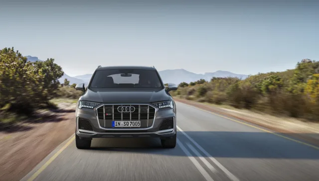 Audi SQ7 кросовер — 6