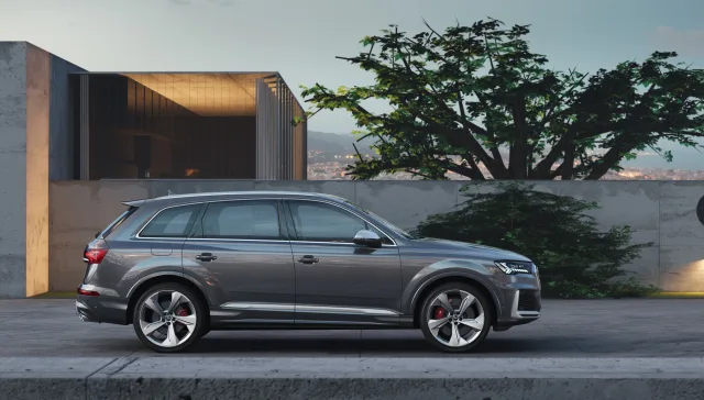 Audi SQ7 кросовер — 10