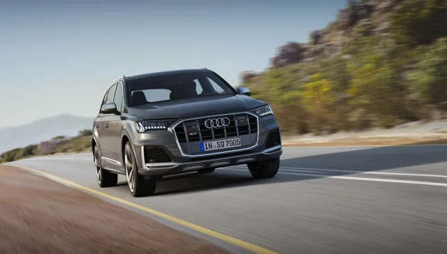 Audi SQ7 кросовер — 11
