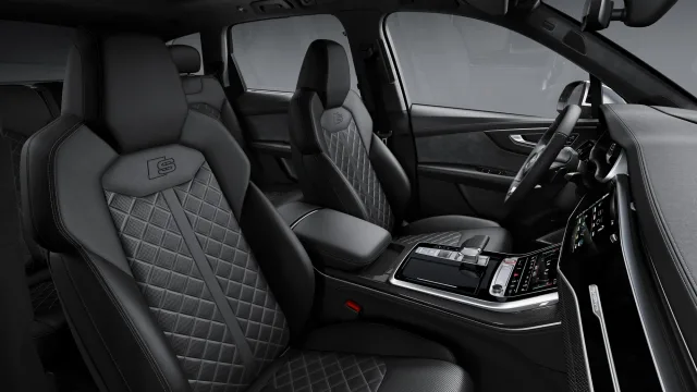 Audi SQ7 кросовер — 16