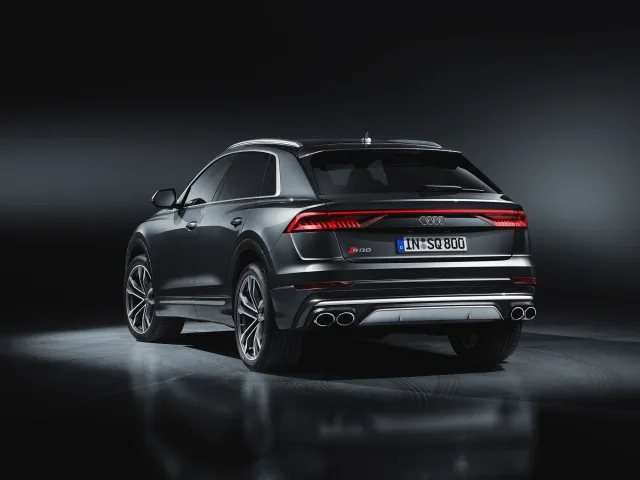 Audi SQ8 4.0D AT quattro — 6