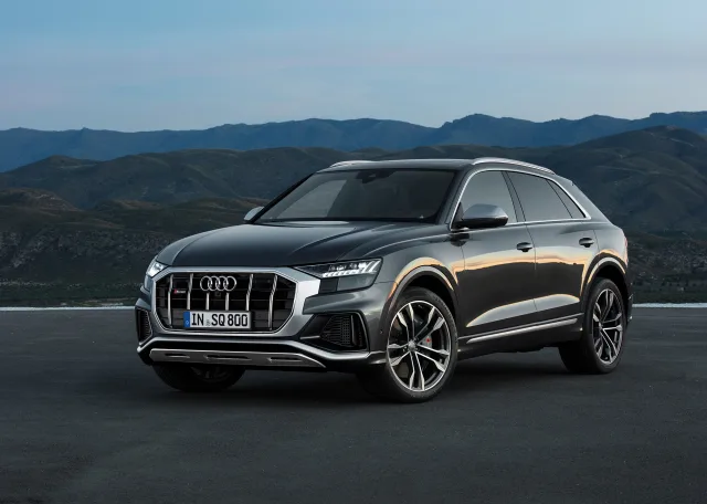 Audi SQ8 4.0D AT quattro — 7