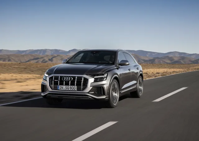 Audi SQ8 4.0D AT quattro — 8