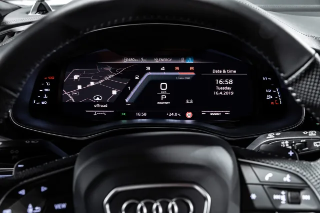 Audi SQ8 4.0D AT quattro — 14