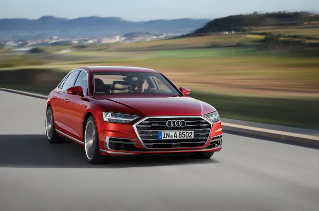 Audi A8 3.0T AT quattro 55 TFSI — 10