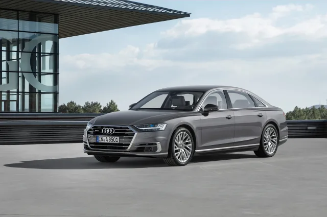 Audi A8 3.0T AT quattro 55 TFSI — 16